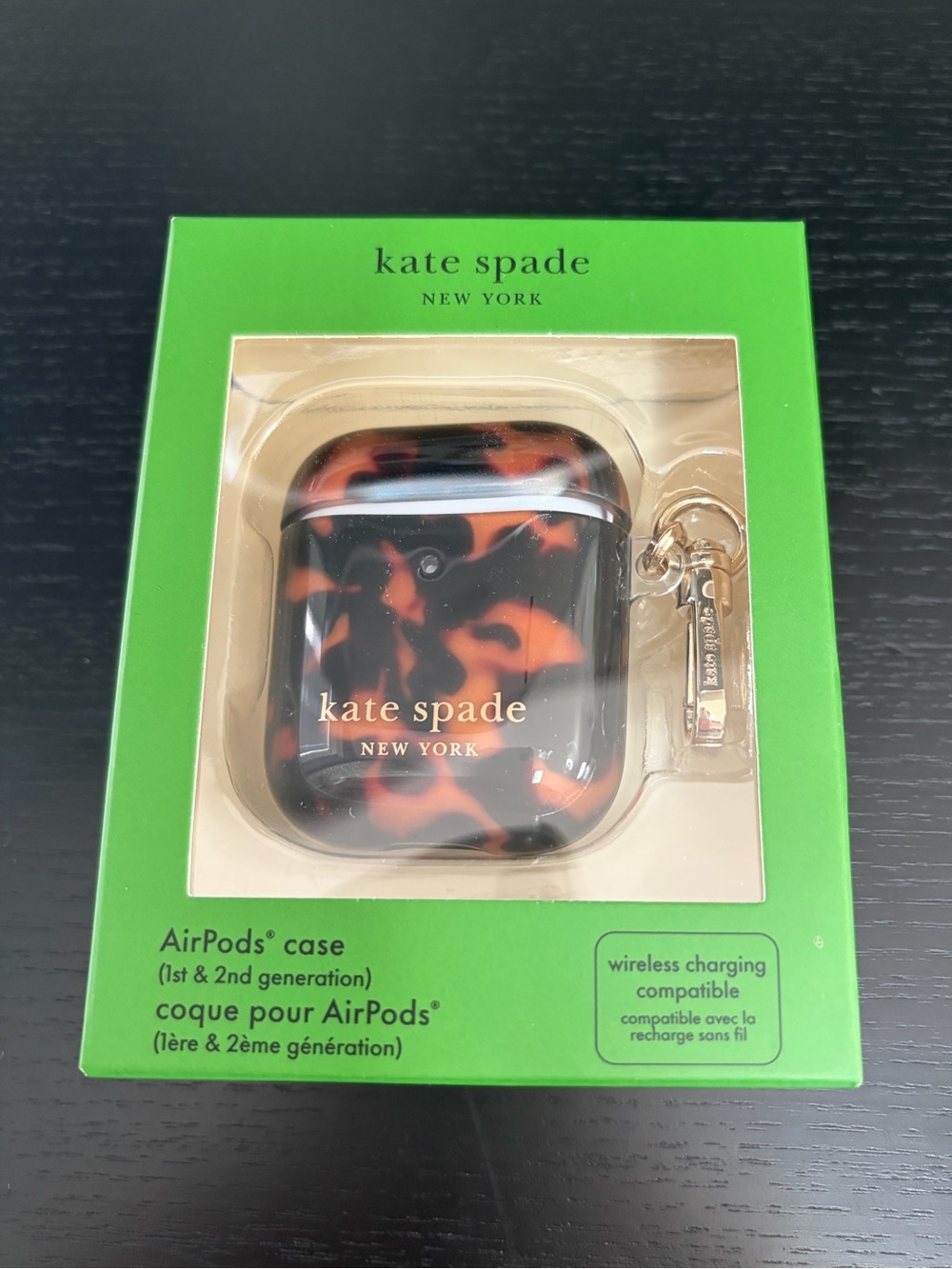 Kate Spade AirPods case
1st & 2nd generation